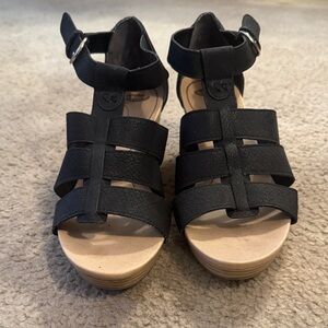 Dr. Scholl's Black Strappy Sandals